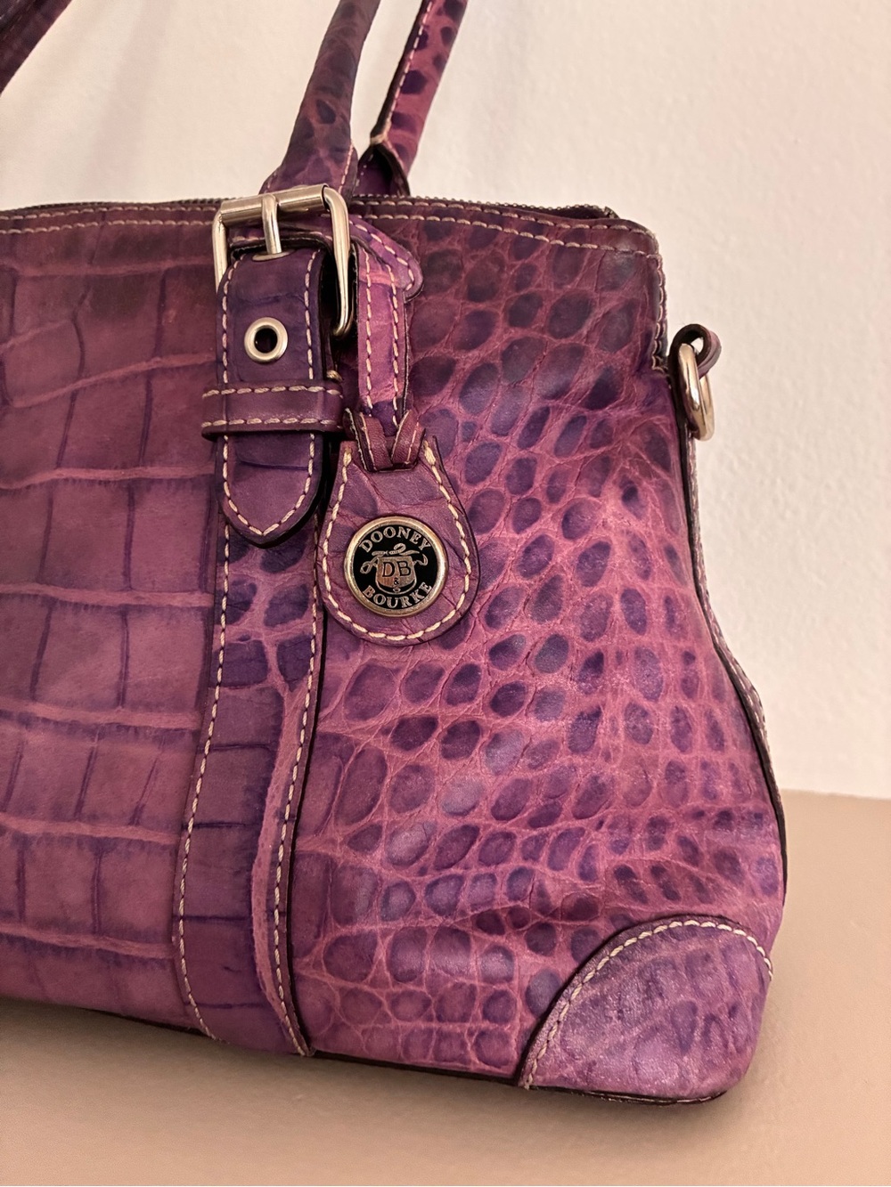 Dooney & Bourke Purple Embossed Croc Leather Satchel Shoulder Bag Y2K - Picture 6 of 16